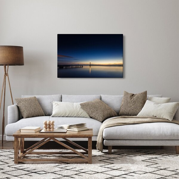 Egy világítótorony képe a távolban (90x60 cm)