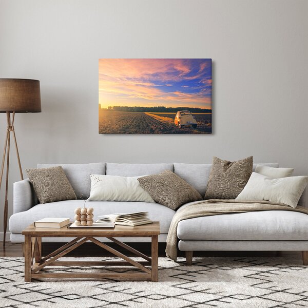 Egy sárga autó képe a mezőn (90x60 cm)