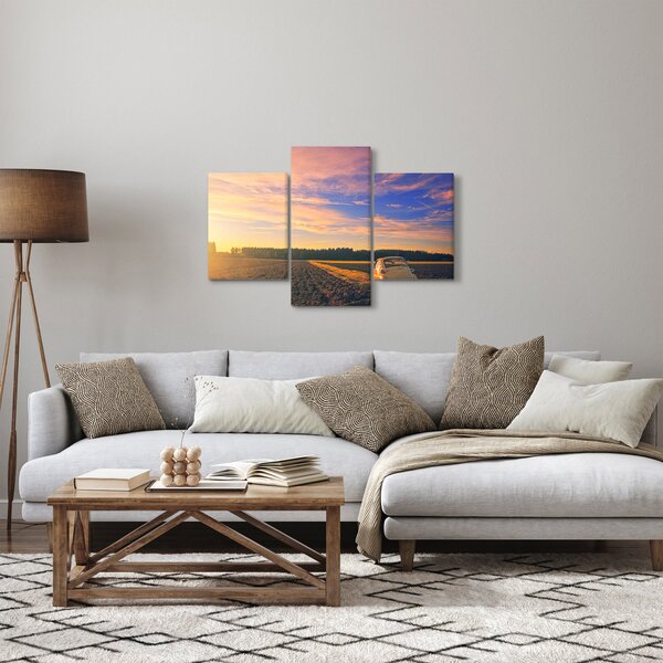 Egy sárga autó képe a mezőn (90x60 cm)