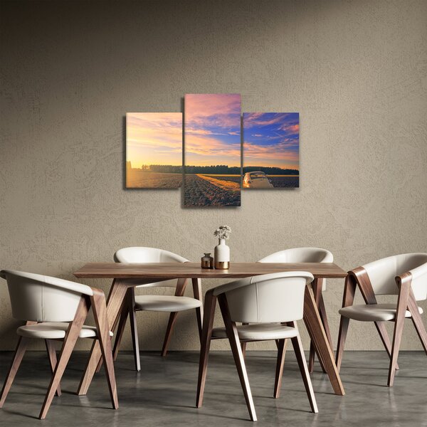 Egy sárga autó képe a mezőn (90x60 cm)
