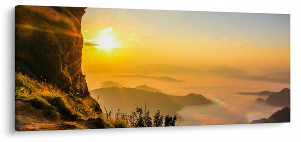 Egy völgy képe a reggeli ködben (120x50 cm)