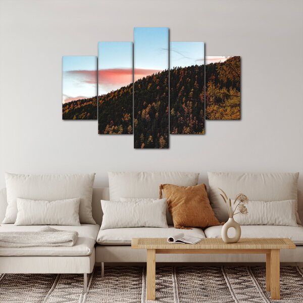 Kép a domb fölött (150x105 cm)