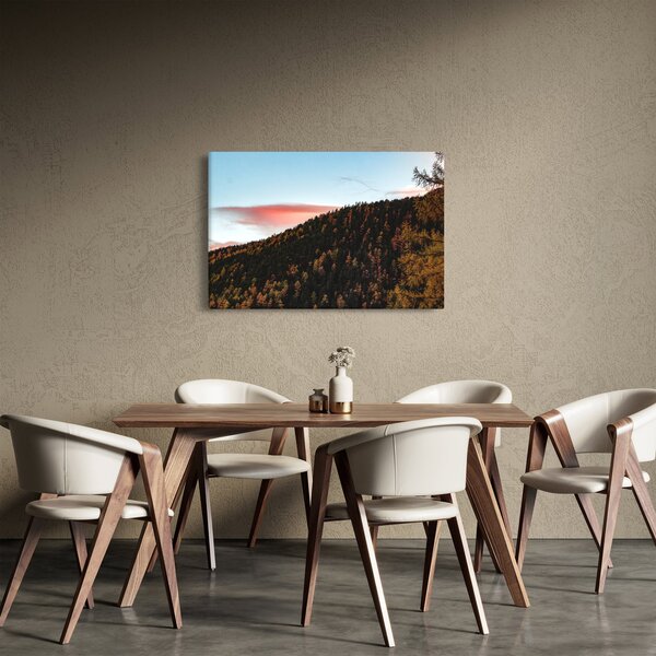 Kép a domb fölött (90x60 cm)