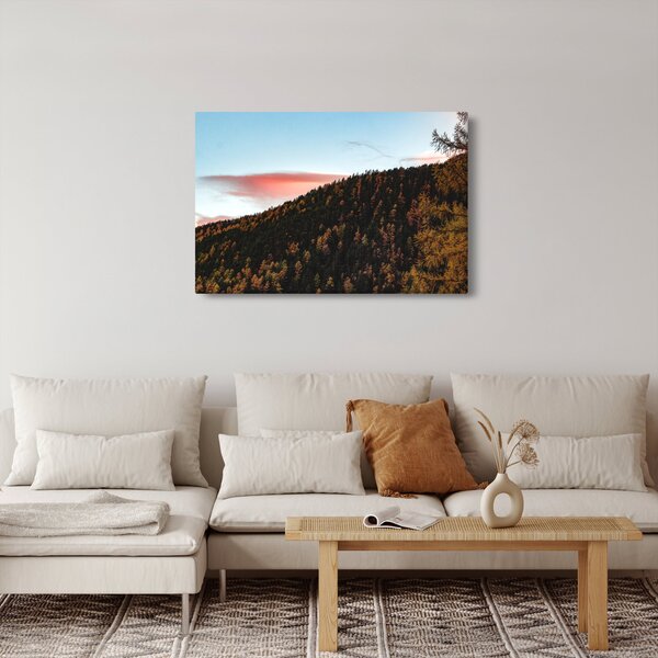Kép a domb fölött (90x60 cm)