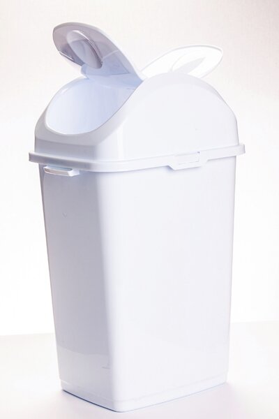 DÜNYA Billenős szemetes fehér színben 35 L 58x35x28,5 cm
