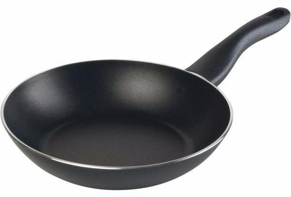 CUISINO black alumínium tapadásmentes serpenyő (24 cm-es)