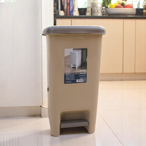 DÜNYA Pedálos slim szemetes bézs színben 25 L 46x25x37 cm