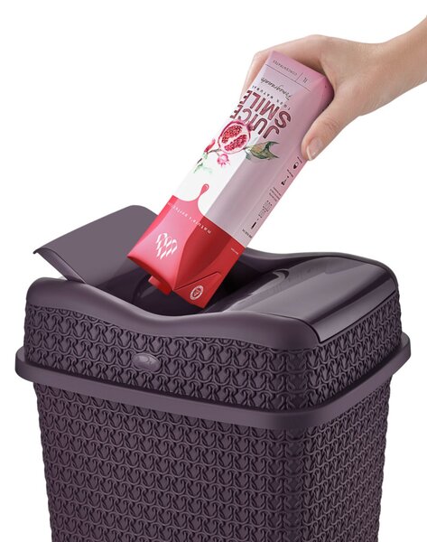 Szemetes középen billenős 4,5L kötött mintás 8171