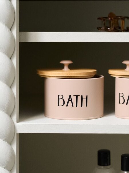 Sinsay - Úložná krabica s nápisom „Bath“ - kávébarna
