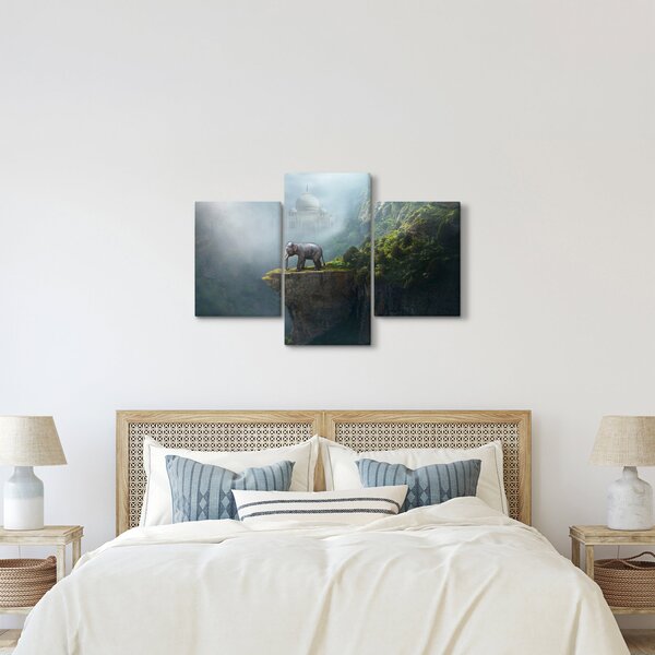 Kép - Az elefánt a Taj Mahal tetején (90x60 cm)