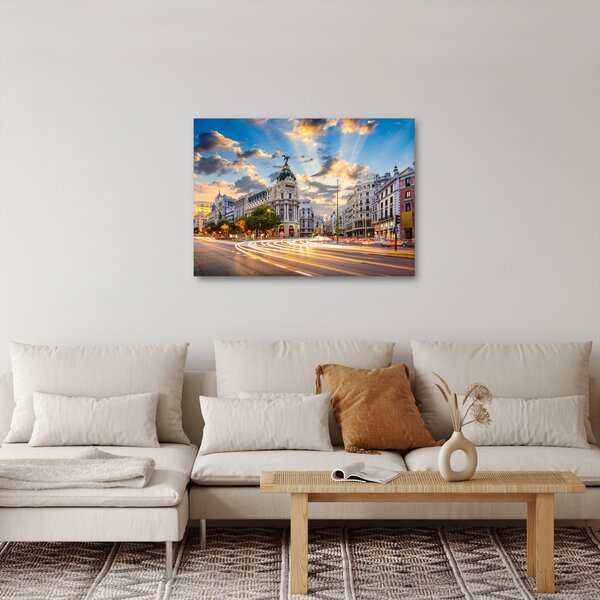 Kép - Calle Gran Vía, Madrid, Spanyolország (70x50 cm)