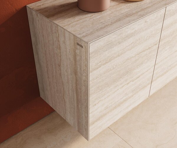 DELIFE Komód Cuor 150 cm Laminam® Travertino Bianco krémfehér 3 ajtós lebegő