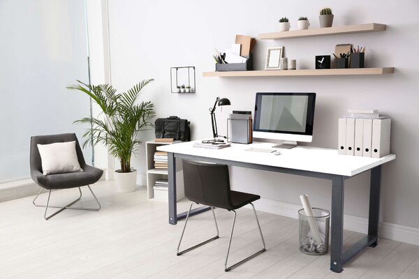 Modernhome nagyméretű íróasztal &- 8211; fehér laminált munkalap és fekete fém lábak
