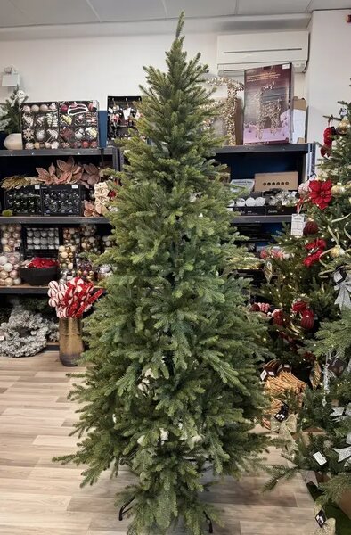 Mesterséges karácsonyfa Aspen 240 cm – 100% PE karácsonyfa - 231 - 260 cm - Keskeny fák