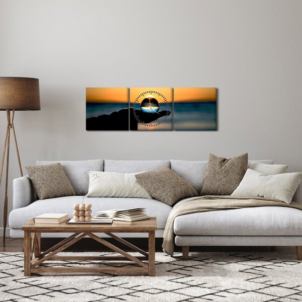 Üveggolyó a tenyérben (órával) (90x30 cm)