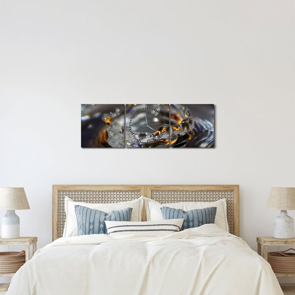 Vízcseppekből készült karkötő képe (órával) (90x30 cm)