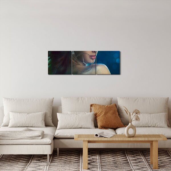Kép - Egy fiatal nő képe (órával) (90x30 cm)