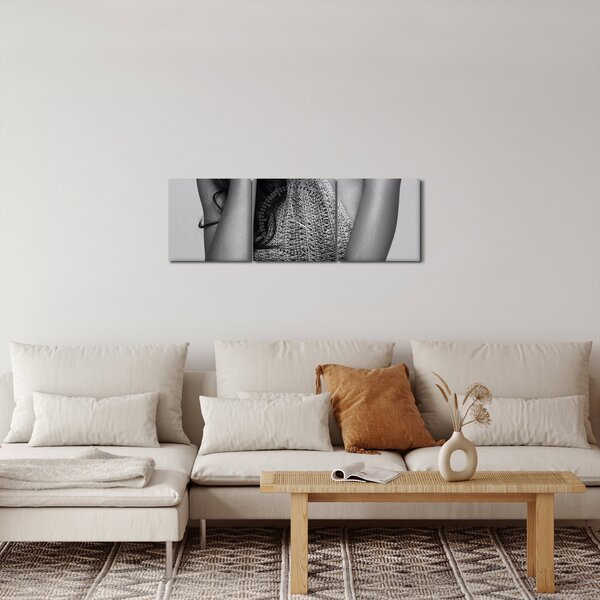 Kép - ülő nő (órával) (90x30 cm)