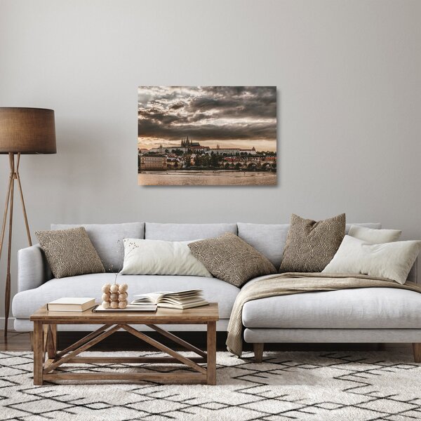 Kép - felhős Prága (üvegen) (70x50 cm)