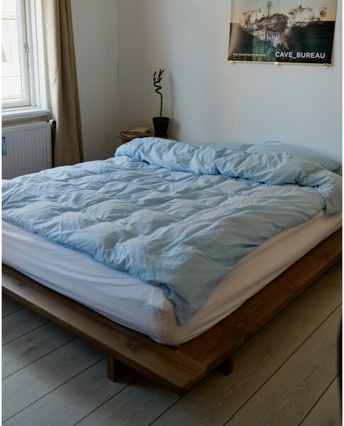 Barna borovi fenyő franciaágy ágyráccsal 180x200 cm Japan – Karup Design
