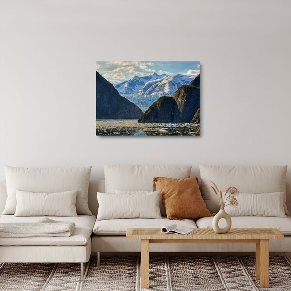 Tájkép hegyekkel (üvegen) (70x50 cm)