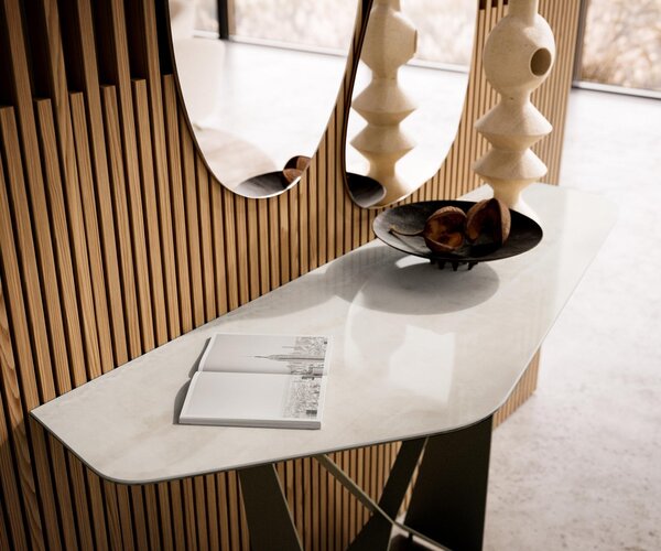 DELIFE Konzolasztal Edge poligonális 140x50 cm kerámia ónix pezsgő Spios fém titán effekt finish
