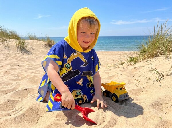Gyermek poncsó LITTLE BUILDER kék Méret: 60 x 120 cm