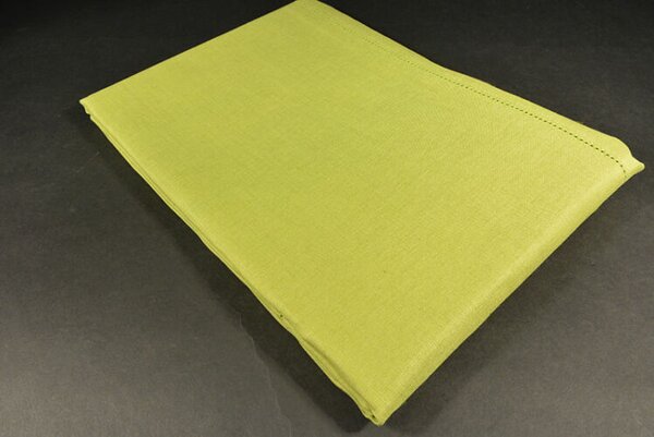 Zöld asztalterítő 150x220 cm