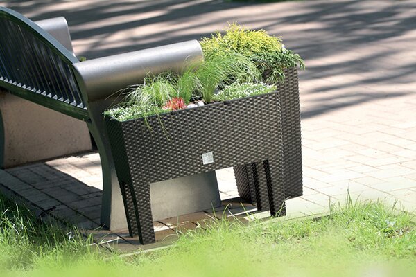 Rato Case High Magasított Műrattan Virágtartó Láda Mokka 60 cm