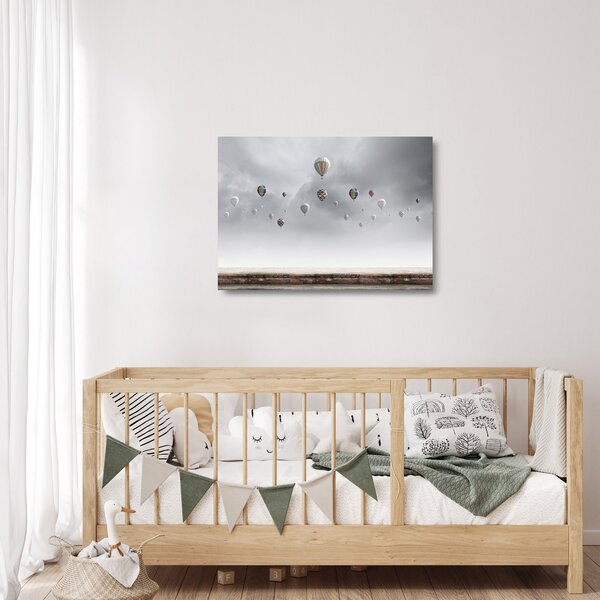 Kép - léggömbök egy téglafal felett (üvegen) (70x50 cm)
