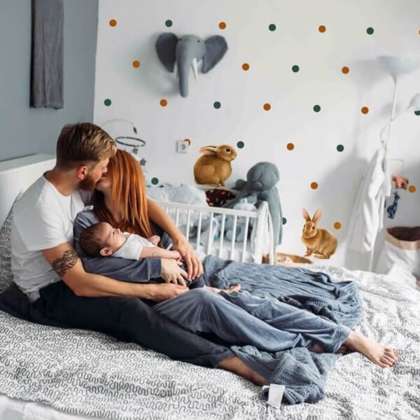 INSPIO - átragasztható textil matrica - Pöttyös fal pasztell színben