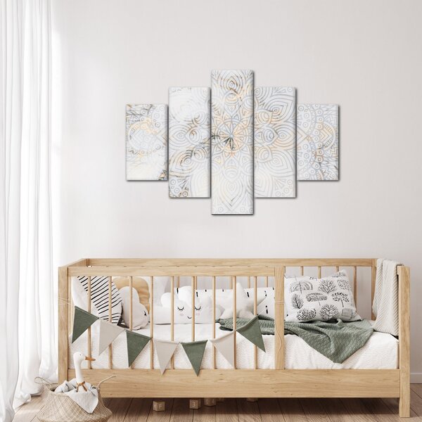 Egy fehér mandala képe (150x105 cm)