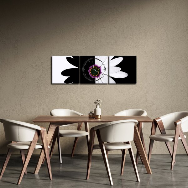 Egy fekete-fehér virág képe (órával) (90x30 cm)