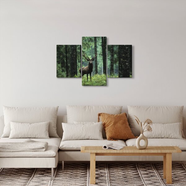 Kép - Szarvas egy mély erdőben (90x60 cm)