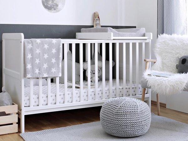 CLASSIC COT BED 2az1-ben kiságy 140x70 Tároló fiók: Tároló fiók nélkül