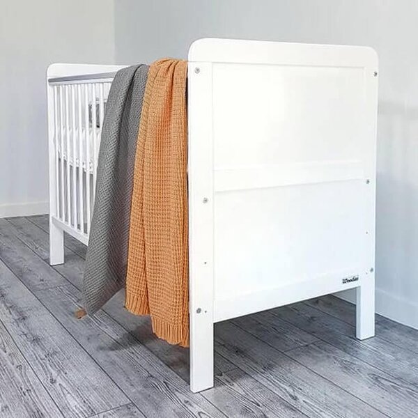 CLASSIC COT BED 2az1-ben kiságy 140x70 Tároló fiók: Tároló fiók nélkül
