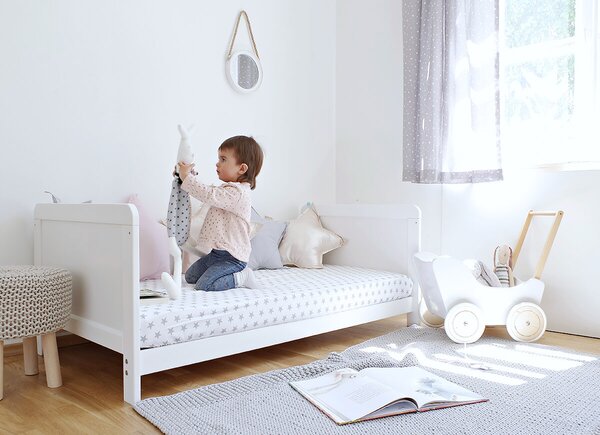 CLASSIC COT BED 2az1-ben kiságy 140x70 Tároló fiók: Tároló fiók nélkül