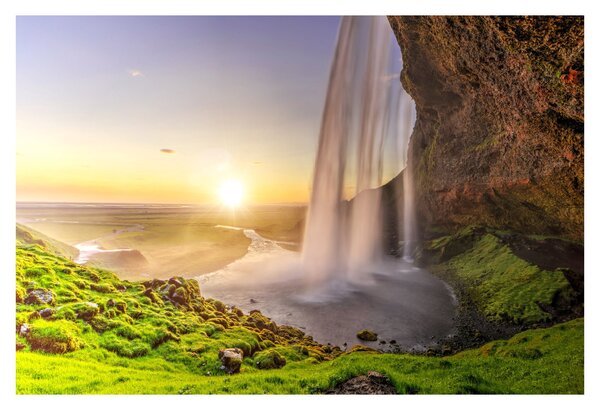Kép - Seljalandsfoss a barlang mögül (90x60 cm)