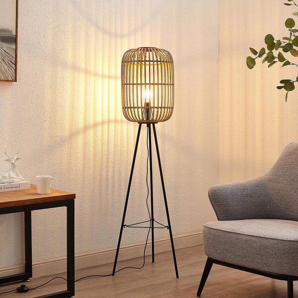 Lindby Canyana állólámpa, 139 cm, natúr, rattan, állvány, háromlábú, Világos fa, Nappali / Étkező, Fa, Vidéki otthon / Rusztikus