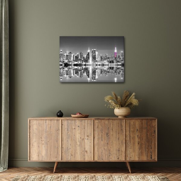 Kép - New York és a lila felhőkarcoló (70x50 cm)