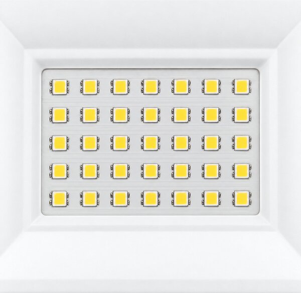 50 W-os LED reflektor hideg fehér fénnyel, IP66