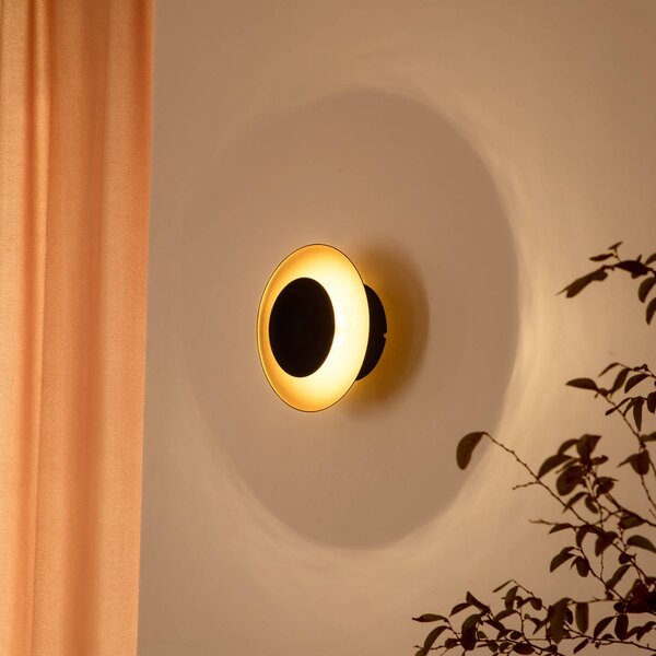 Lindby LED fali lámpa Tiama, fém, fekete/arany, Ø 20 cm, Fekete, Nappali / Étkező, fém, Modern