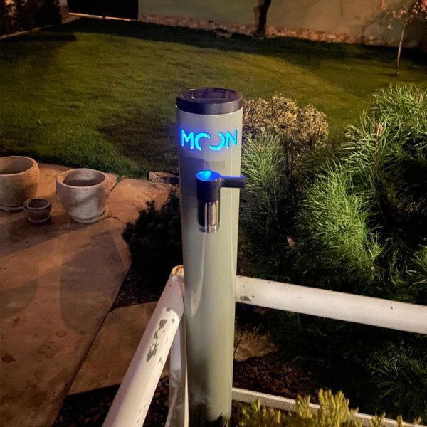 Modern alumínium kerti kút LED fénnyel, antracit szürke - Aquapoint Moon