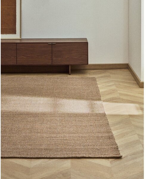 Bézs kültéri-beltéri szőnyeg 164,5x235 cm Ardelia – Kave Home