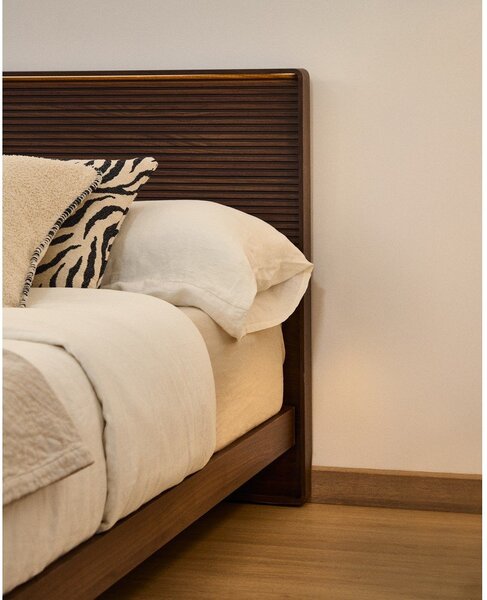 Barna nyírfa franciaágy ágyráccsal 160x200 cm Norlen – Kave Home