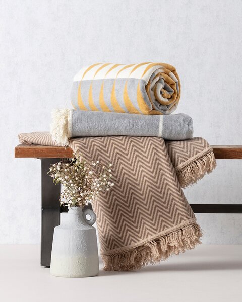 Cosy Home takaró 150x200 Szürke & Ecru kockás