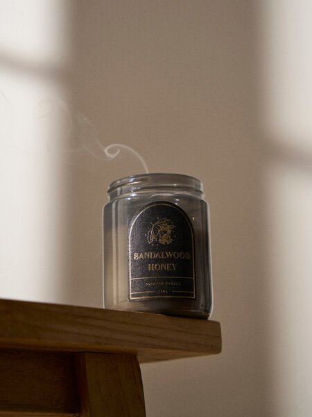 Sinsay - Illatgyertya Sandalwood Honey - fekete