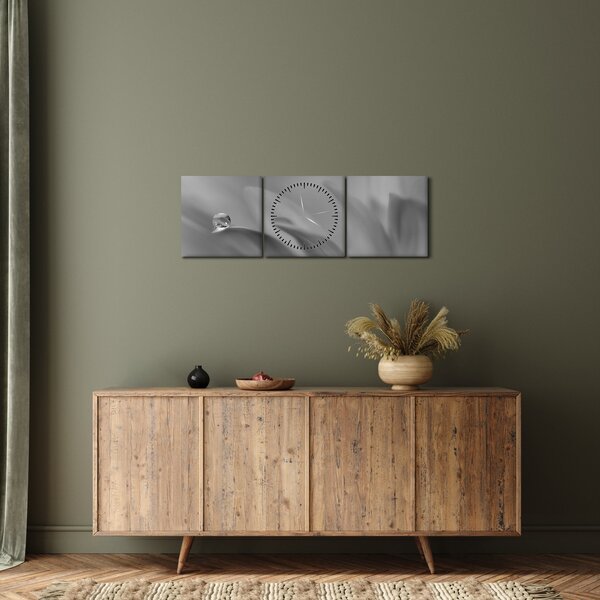 Kép - Csepp a virágon, fekete-fehér (órával) (90x30 cm)