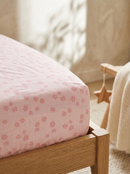 Sinsay - Pamut fitted lepedő virágmintával - pasztellpink