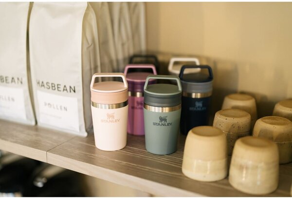 Világos rózsaszín rozsdamentes acél termobögre 350 ml Café-To-Go Rose Quartz – Stanley